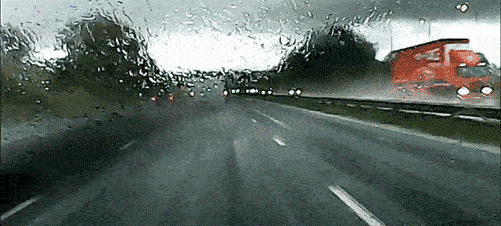 雨天行車安全_出行提示_雨季駕駛注意事項