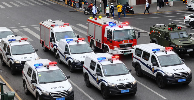 成都重污染天氣黃色預(yù)警_成都臨時交通管理措施_限行